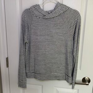 Gap Striped Black and White Hoodie size xs